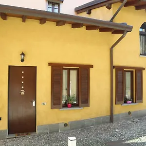 https://piccola-corte.italymilanhotels.net