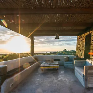 https://dammuso-mavi.sicilyhotelsitaly.net